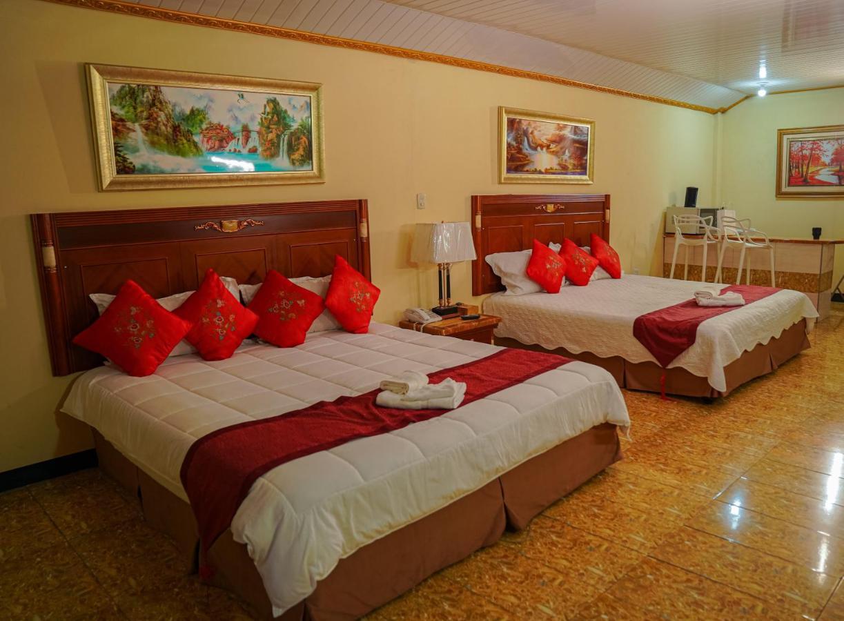 Metro Hotel Couva Екстериор снимка